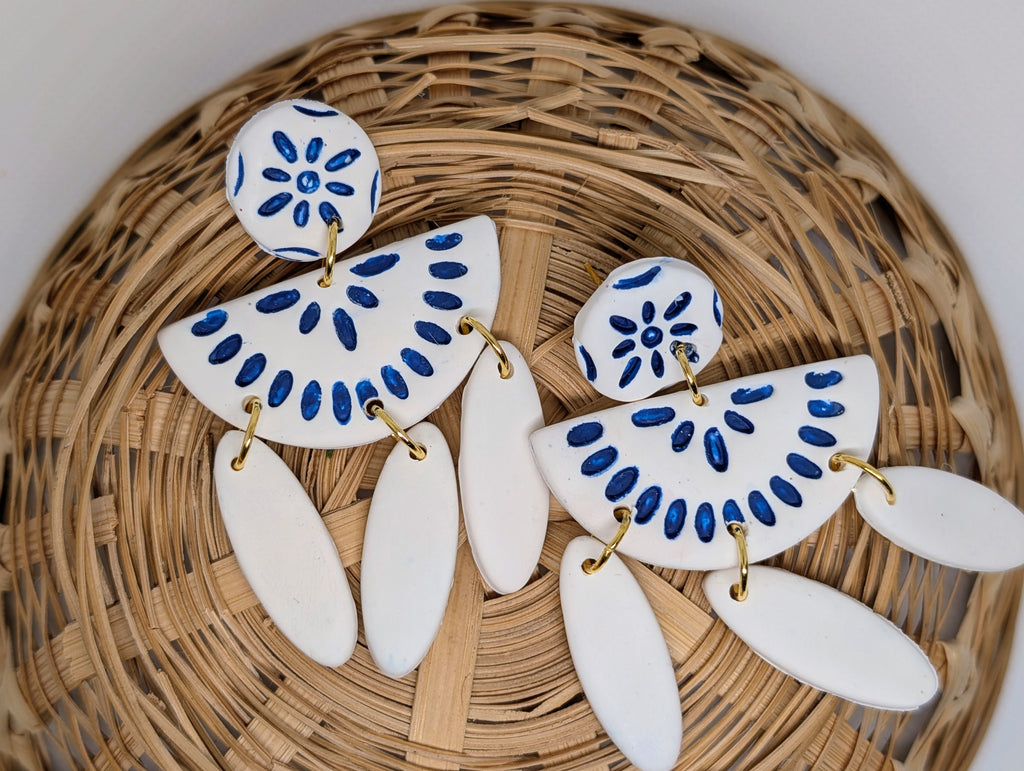 Faux ceramic chandelier earrings | blue and white clay earirngs