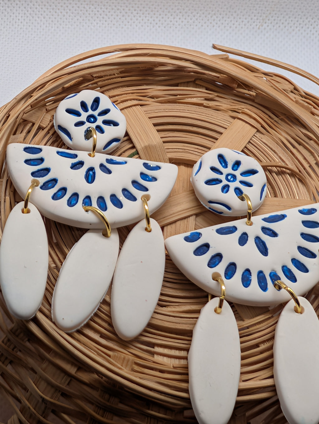 Faux ceramic chandelier earrings | blue and white clay earirngs
